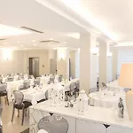 Imperial 4*