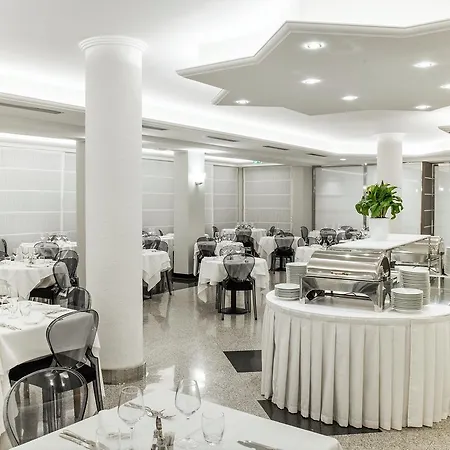 Imperial Hotel 4*