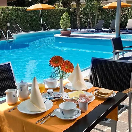 Imperial Hotel 4*